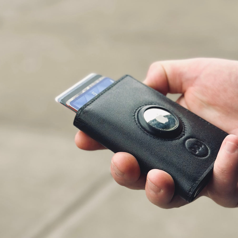 DDJ Digital smart wallet in black leather